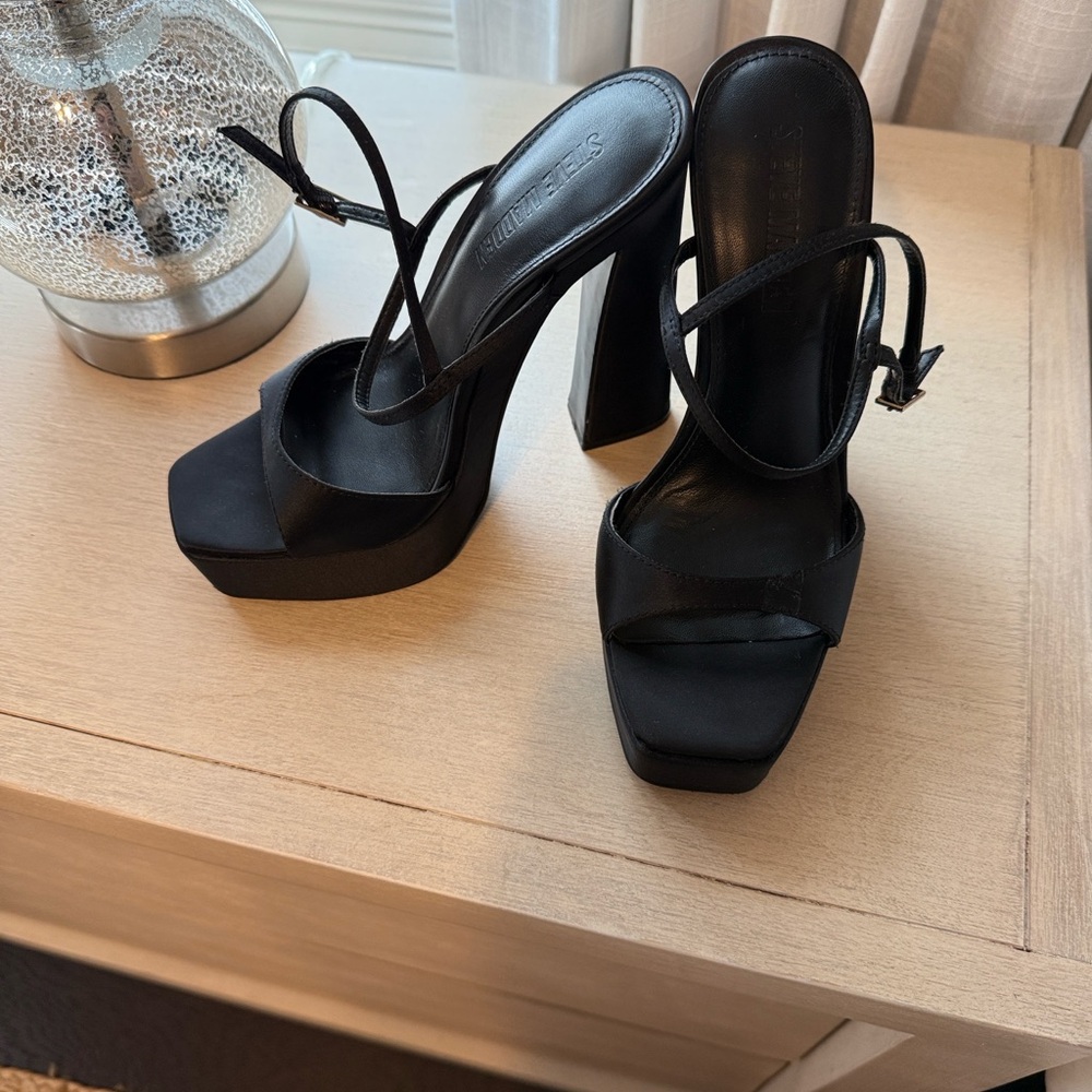 Satin Elegant Black Platform Heels
